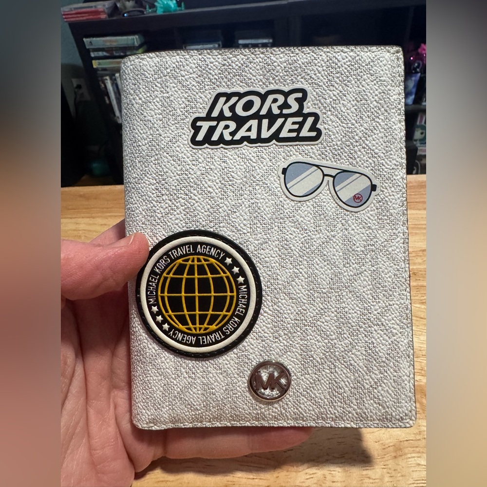 Michael Kors White Travel Passport Cover with Patches